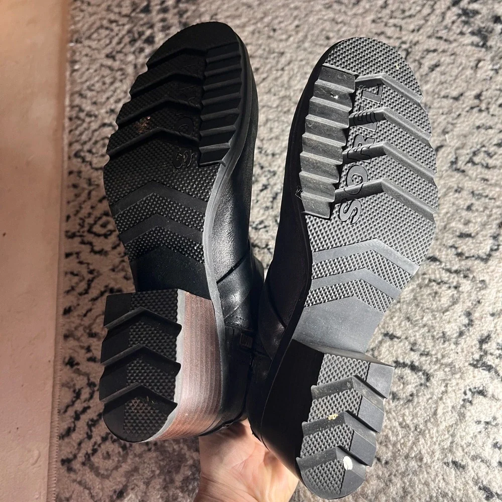 Sorel cate buckle